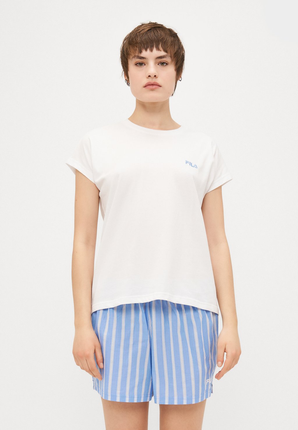 

Пижама WOMAN TOP AND SHORTS - Pyjama set Fila, белый