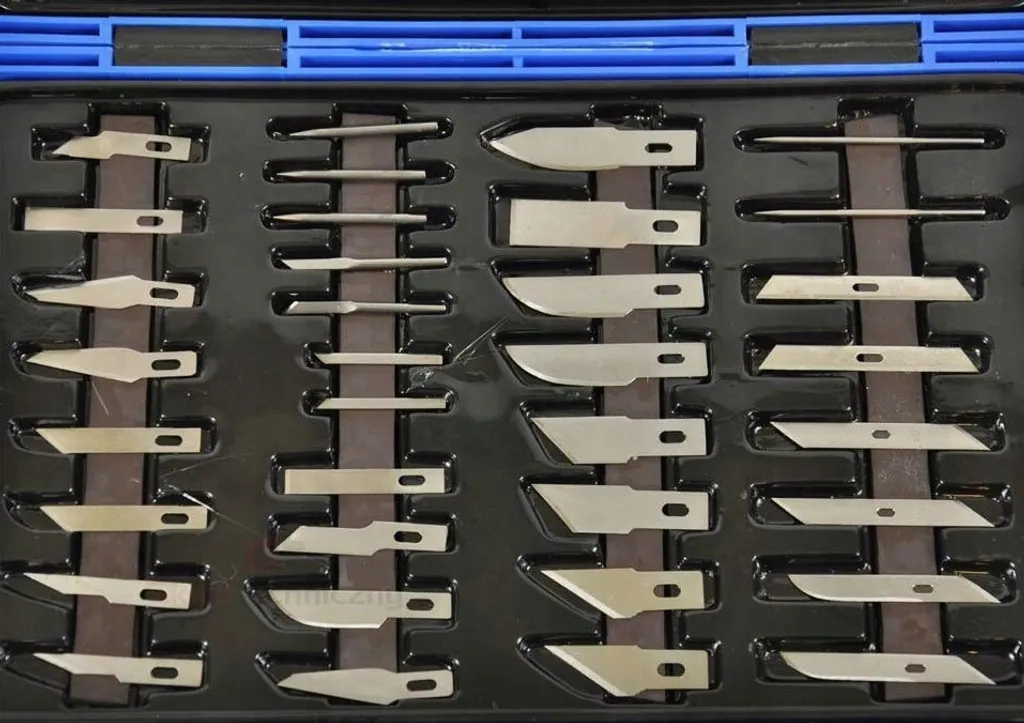 

Нож TECHNIC