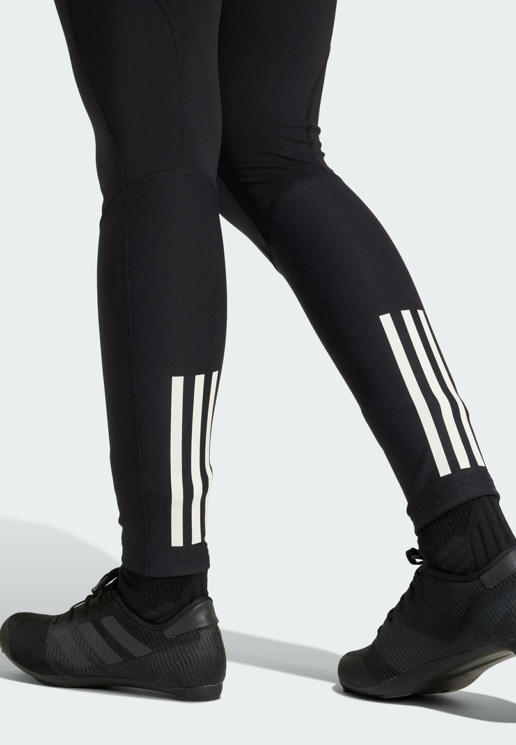 

Спортивный костюм ESSENTIALS adidas Performance, черный