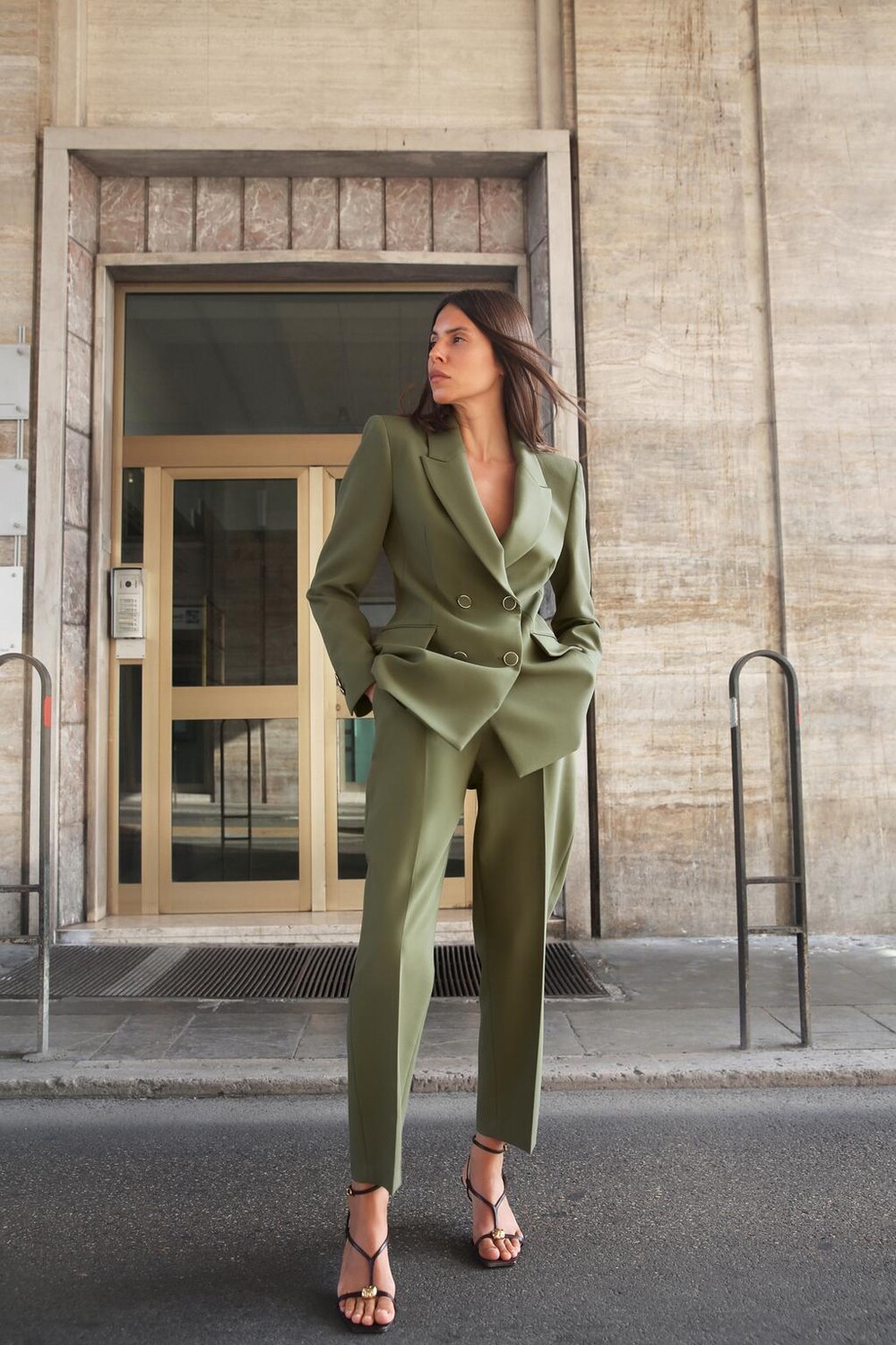

Узкие брюки с высокой талией ZARA, средний хаки