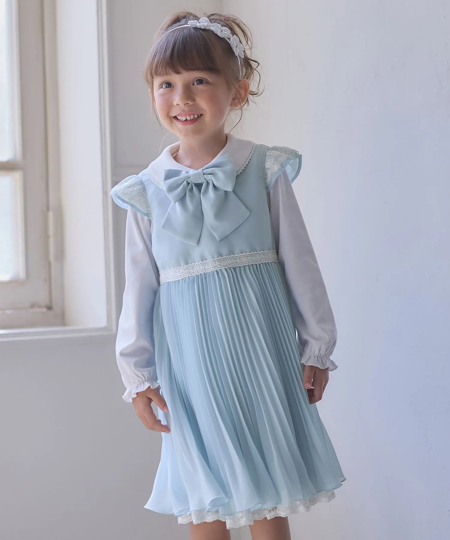 Детское платье с плиссировкой и съёмным бантом Chiffon Pleats Dress ANY сакс-синее