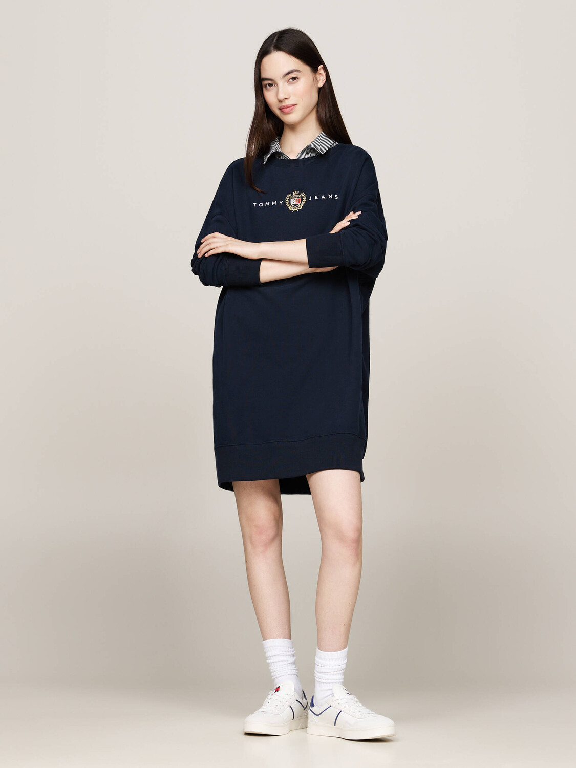 

Платье Tommy Jeans, темно-синий