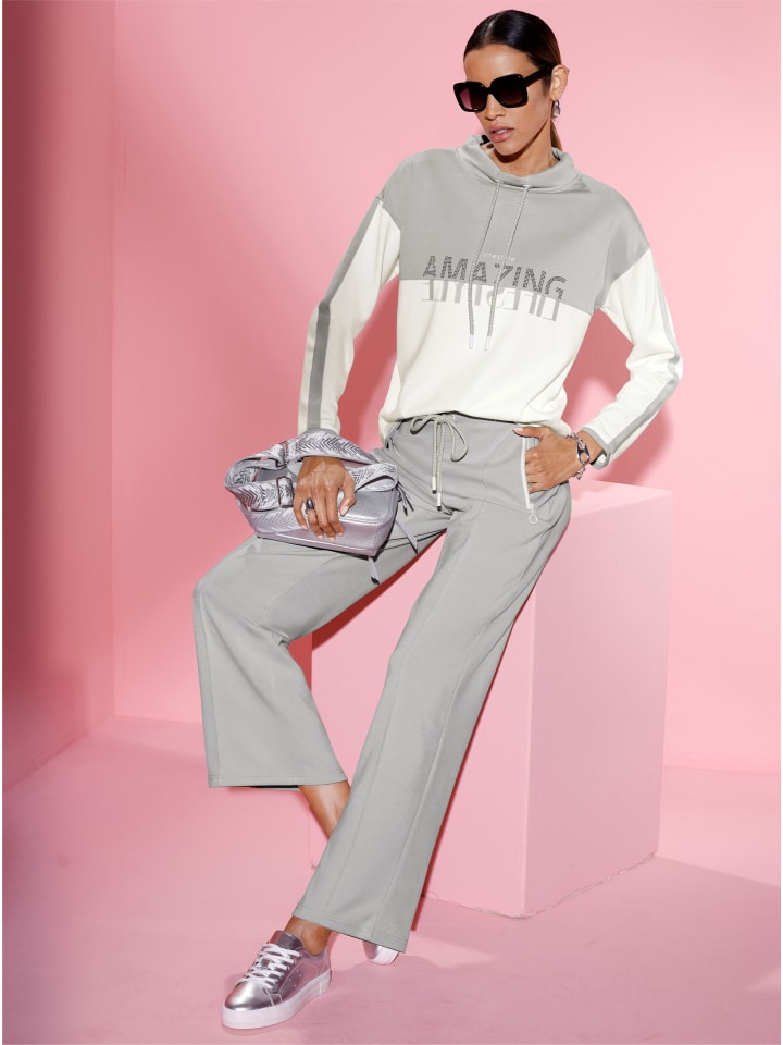 

Свитшот цвета экрю-светло-серый creation L