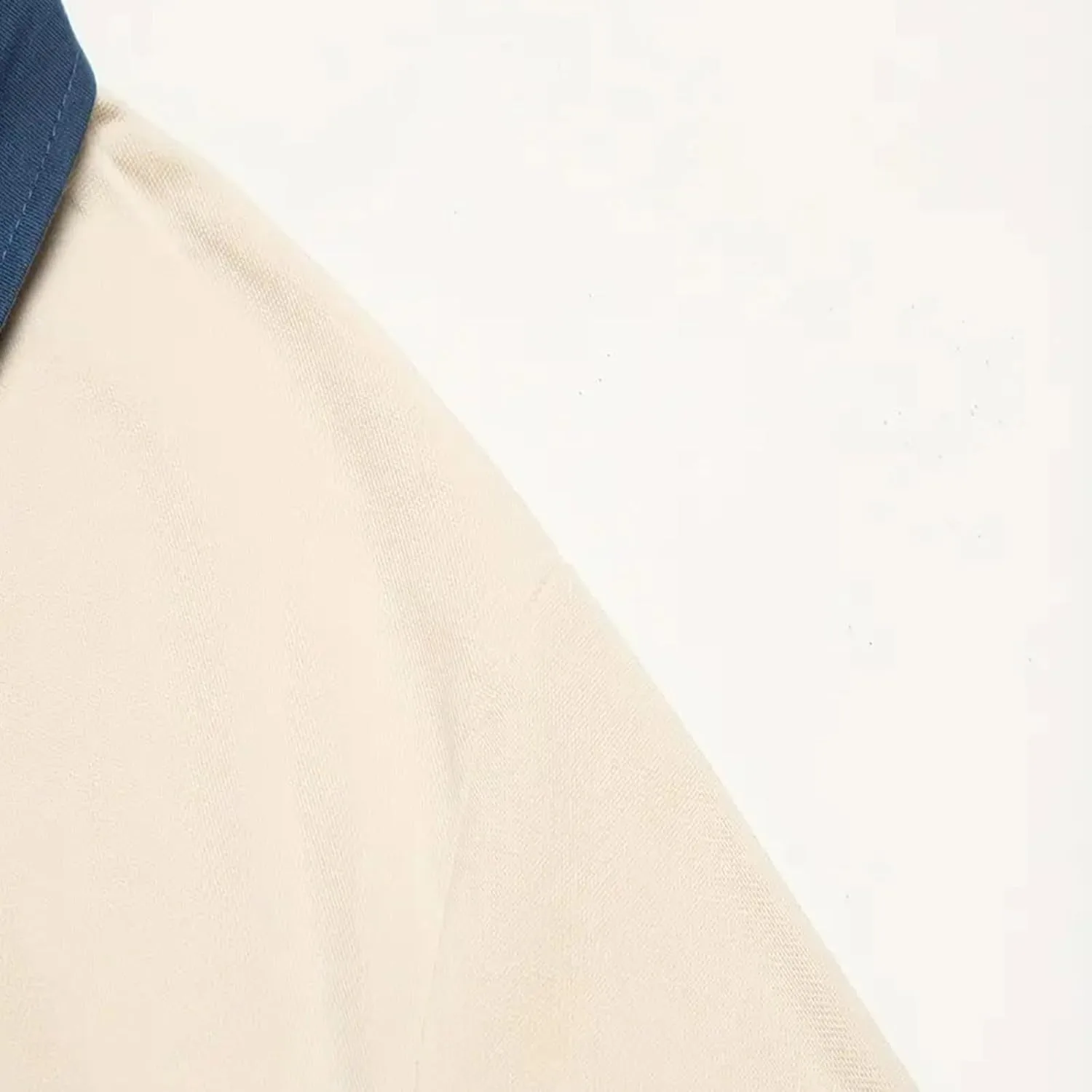 Мужская поло с коротким рукавом, цветной блок, slim fit, с нагрудным карманом — фото 2