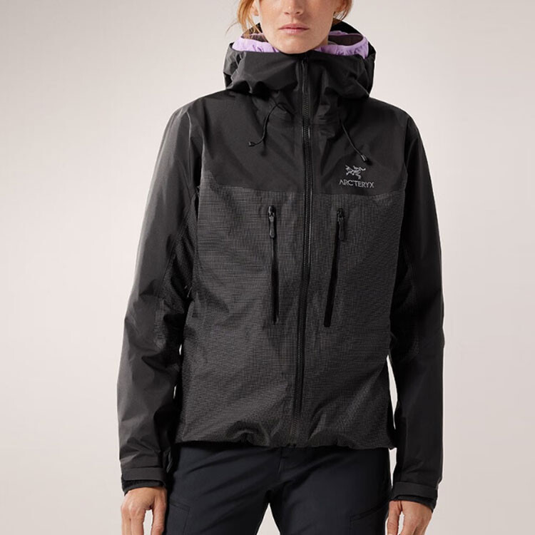 Arcteryx Женская уличная куртка, цвет Black Sapphire — фото 2