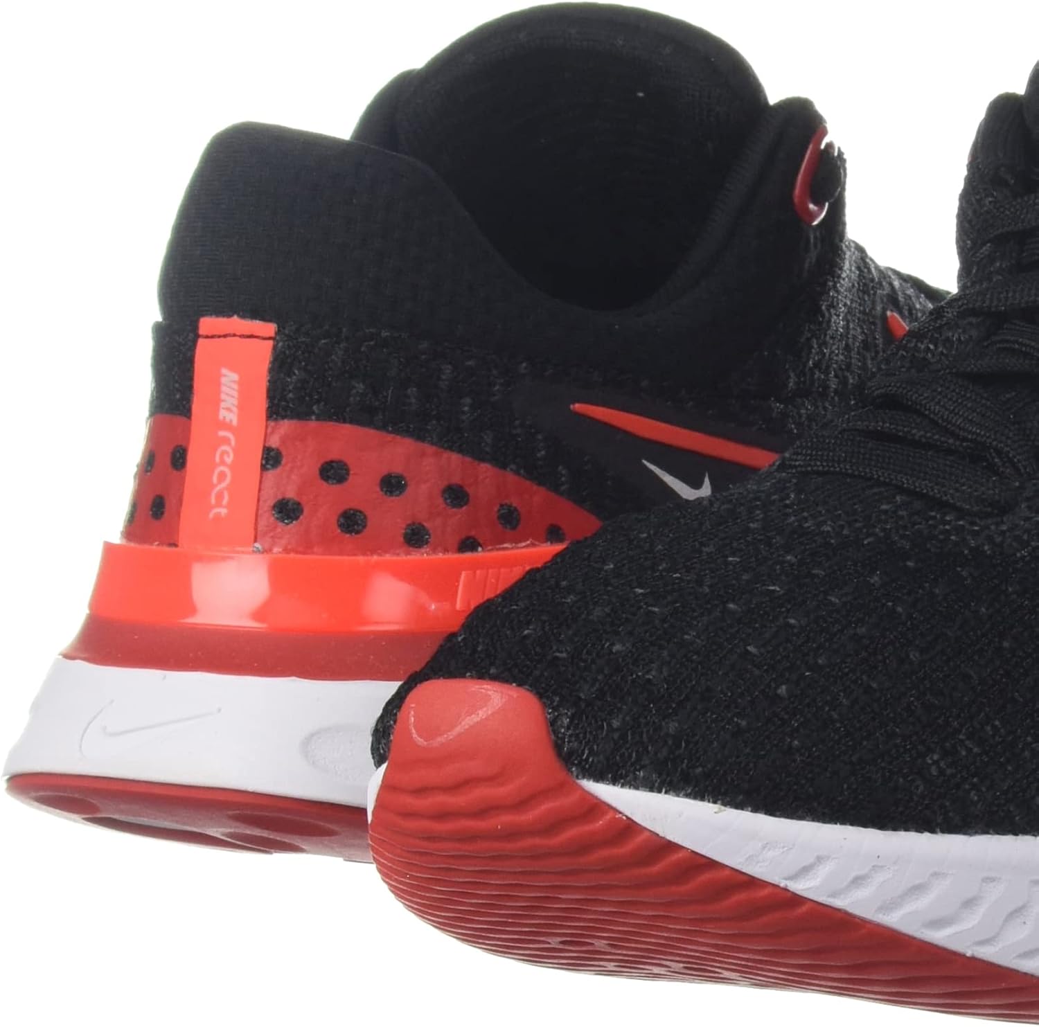 Мужские кроссовки Nike React Infinity Run FK 3, черный/алый — фото 3