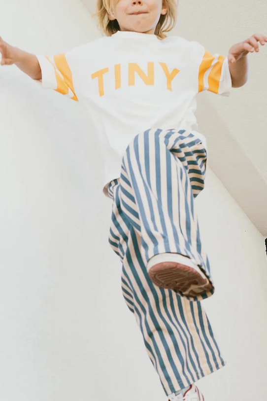 

Детская хлопковая футболка STRIPES TINY TEE Tinycottons, бежевый
