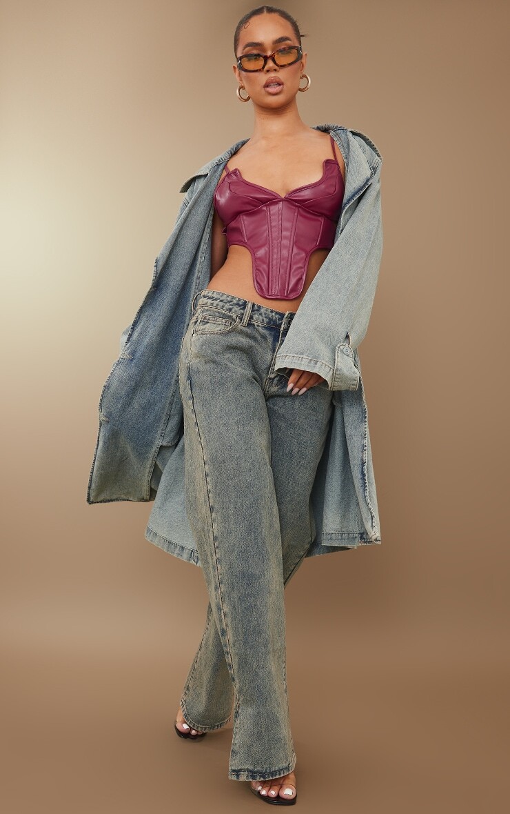 

PrettyLittleThing Джинсы Vintage Wash со средней посадкой и разрезом по краю
