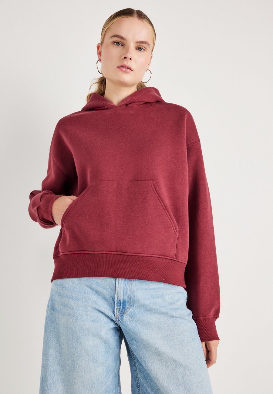

Толстовка Gina Tricot BASIC ORIGINAL HOODIE, Tawny Port/Dark Red