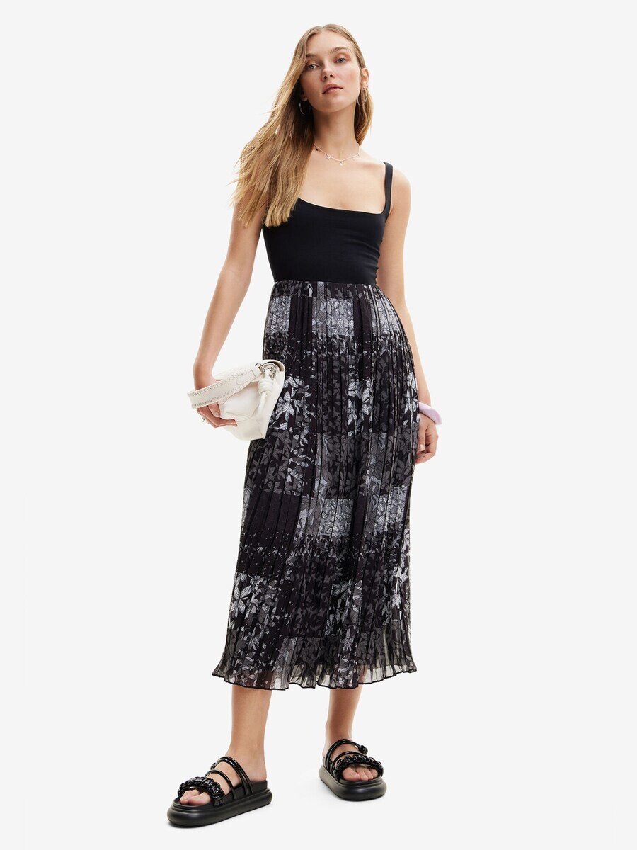 

Платье миди Desigual Dress, черный