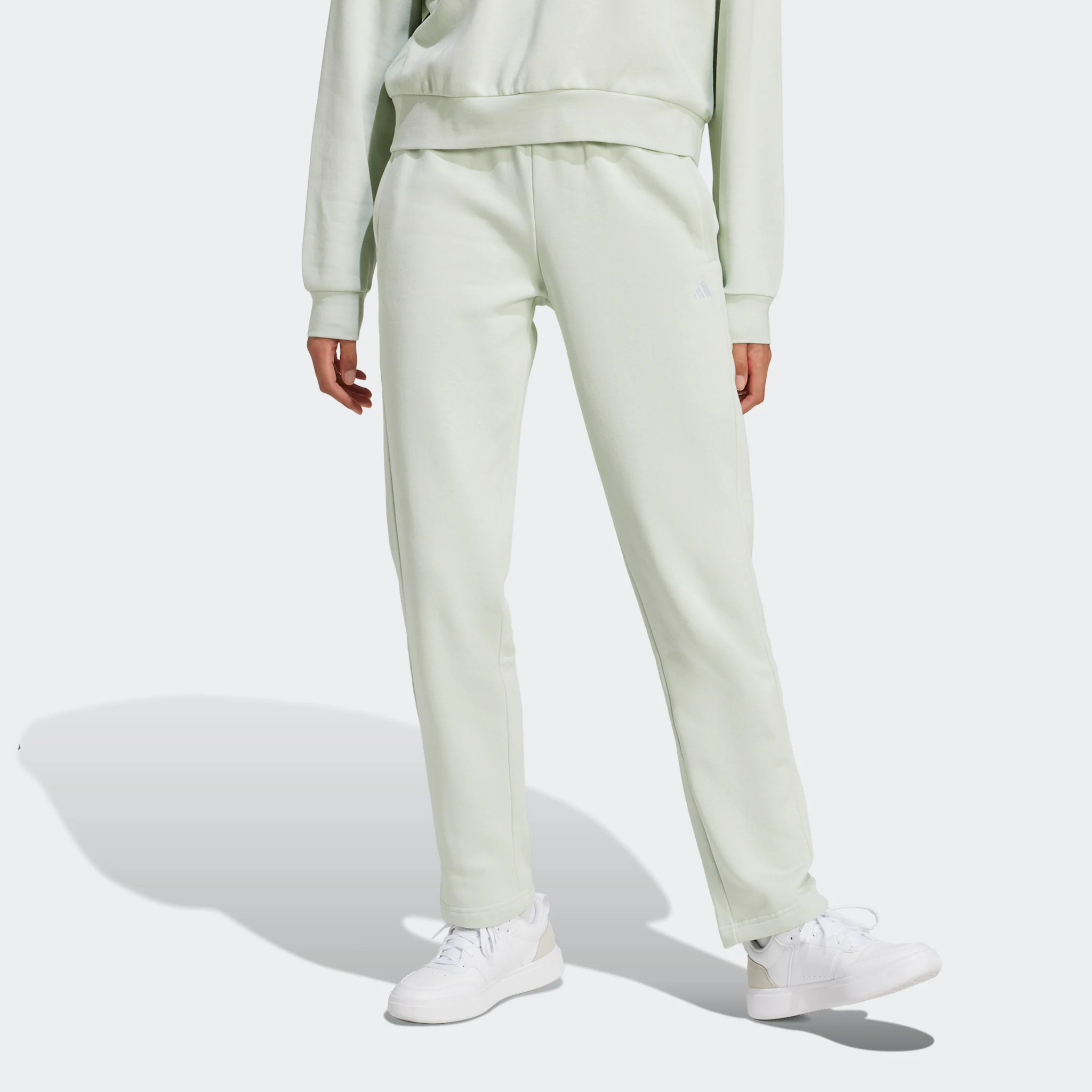 

Спортивные брюки Adidas Sportswear "W SL FC PT" (1 шт.), зеленый