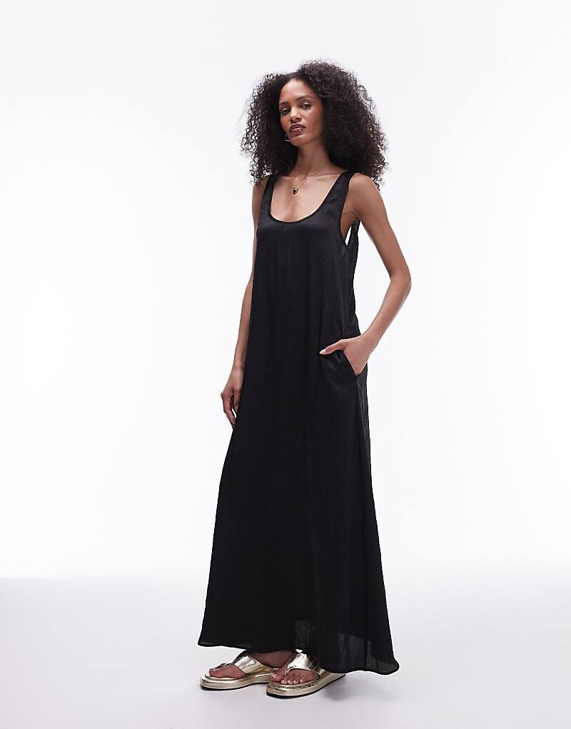 

Topshop – длинное черное мятое платье с круглым вырезом