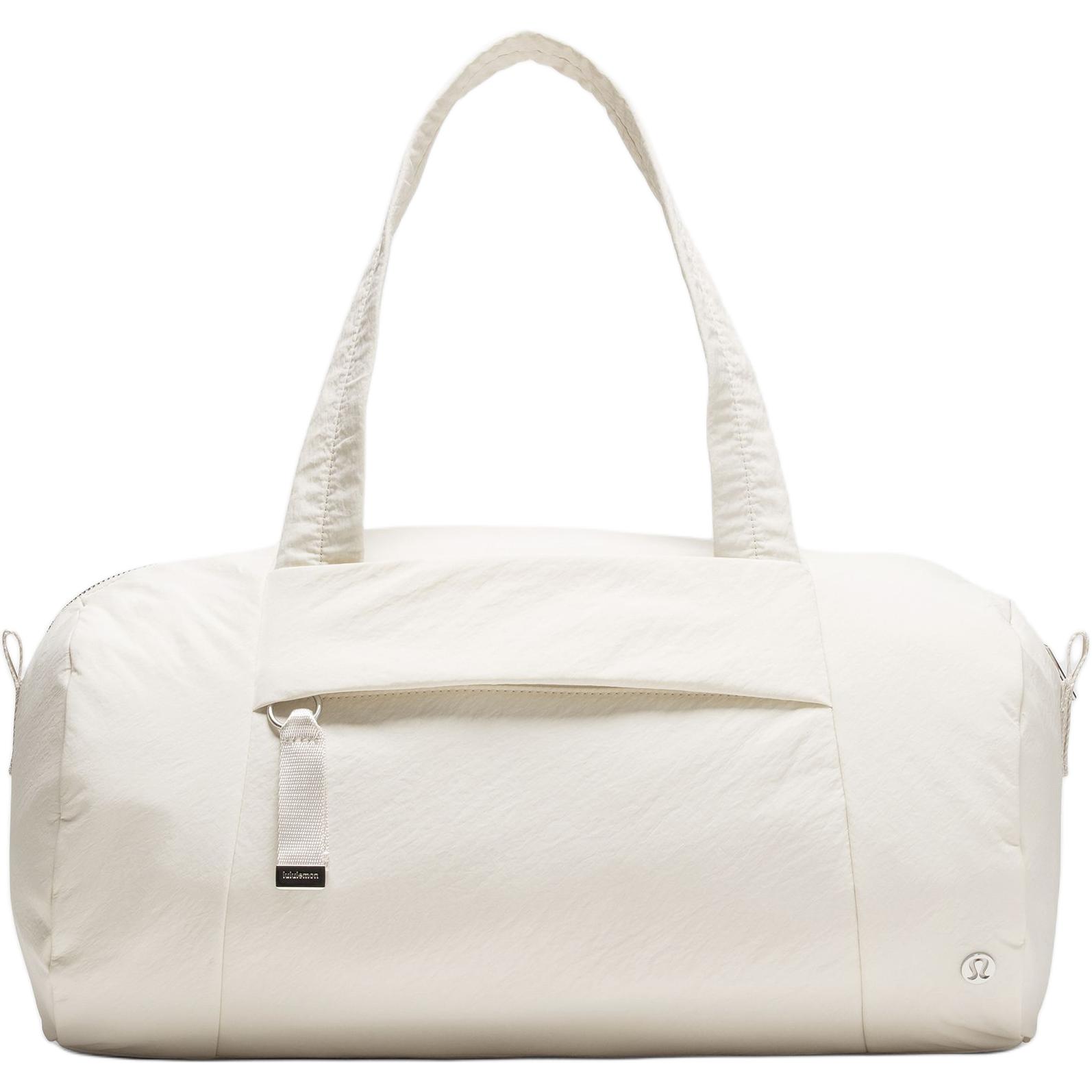 

Lululemon 16-литровая переработанная нейлоновая дорожная сумка для женщин Светлый слоновая кость белый, Light Ivory White