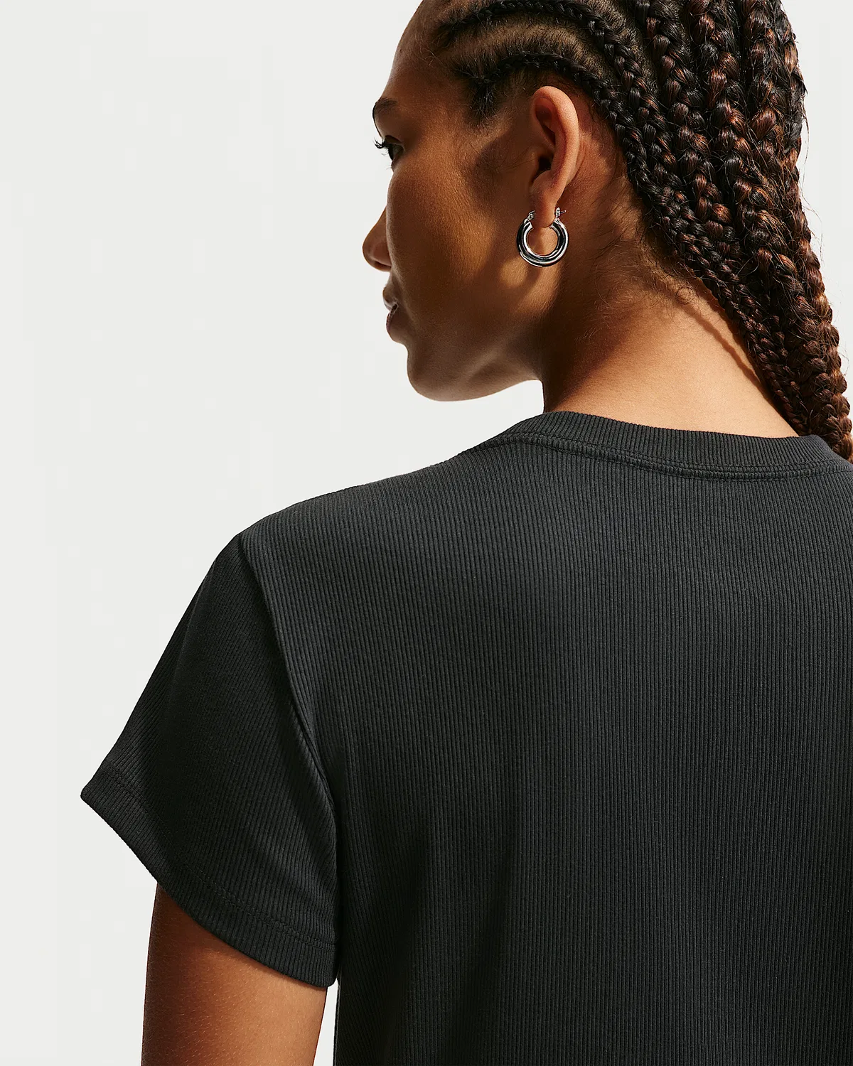 Женская облегающая футболка с коротким рукавом Nike Sportswear, Black — фото 2