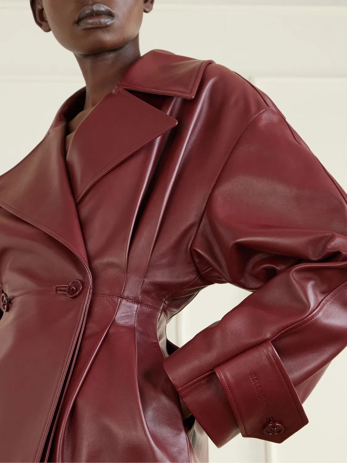 Плиссированная кожаная куртка BALENCIAGA, бордовый — фото 4