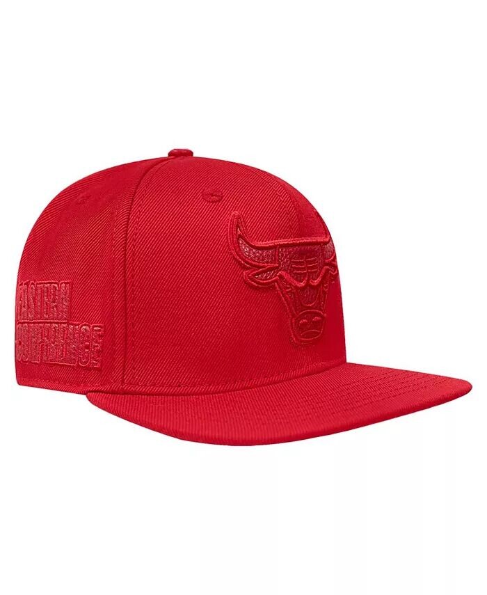 

Мужская кепка Snapback в тройной тон Red Chicago Bulls Pro Standard, красный