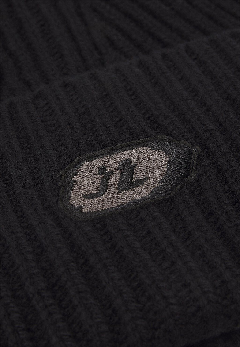 

Шапка ENSO BIG BEANIE J.LINDEBERG, черный