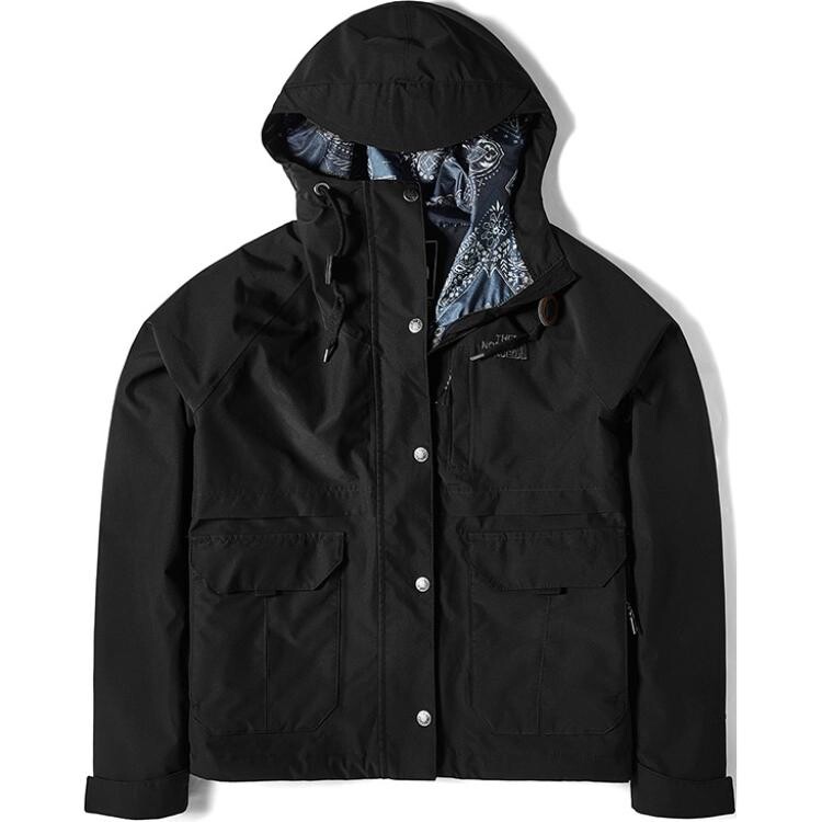 

Куртка женская черная The North Face