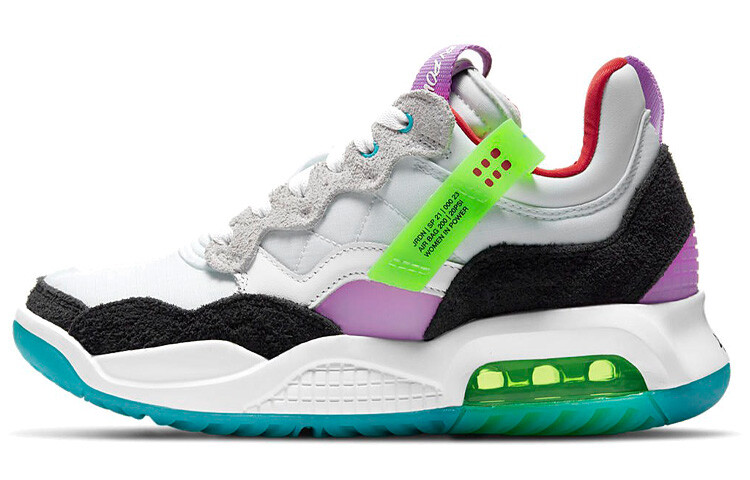 

Женские кроссовки Jordan MA2
