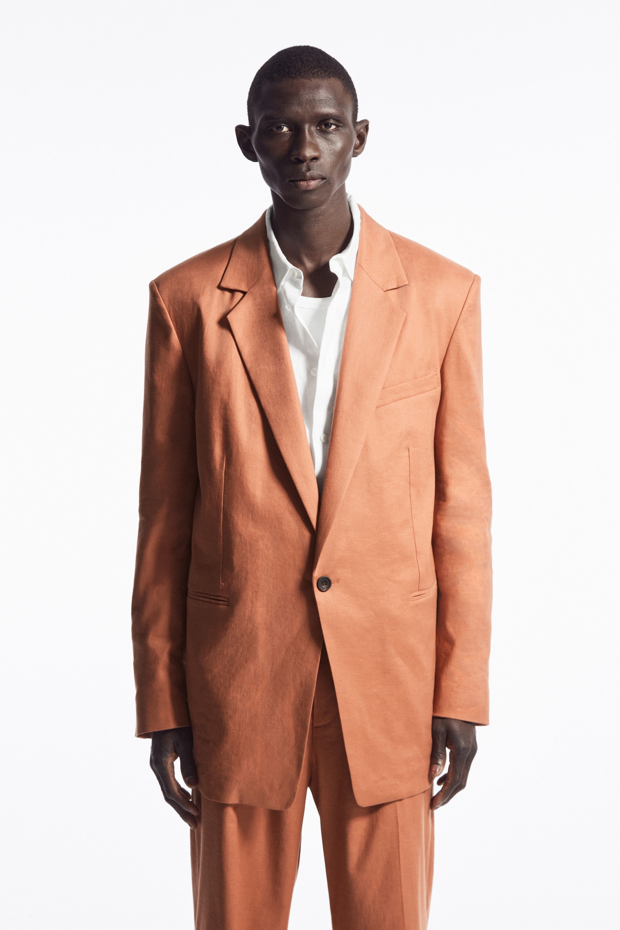 

Длинный однобортный пиджак-relaxed fit COS, терракота