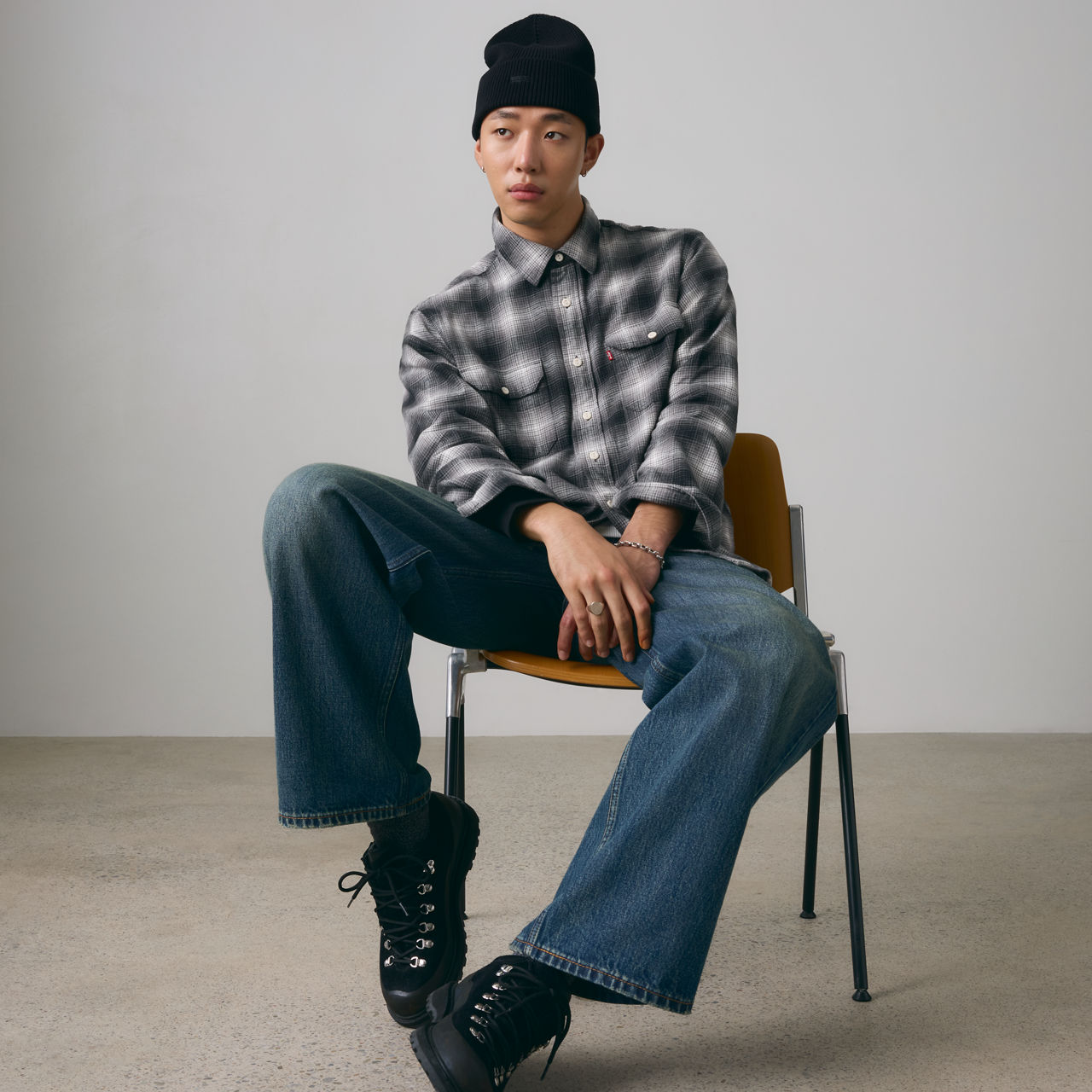 Классическая рабочая фланелевая рубашка Levi's, Scottie Plaid Smoked Pearl - Grey — фото 2