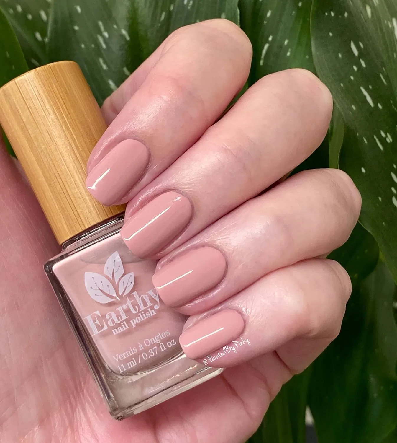 Лак для ногтей Pink Jasmine на растительной основе Earthy Nail Polish — фото 2