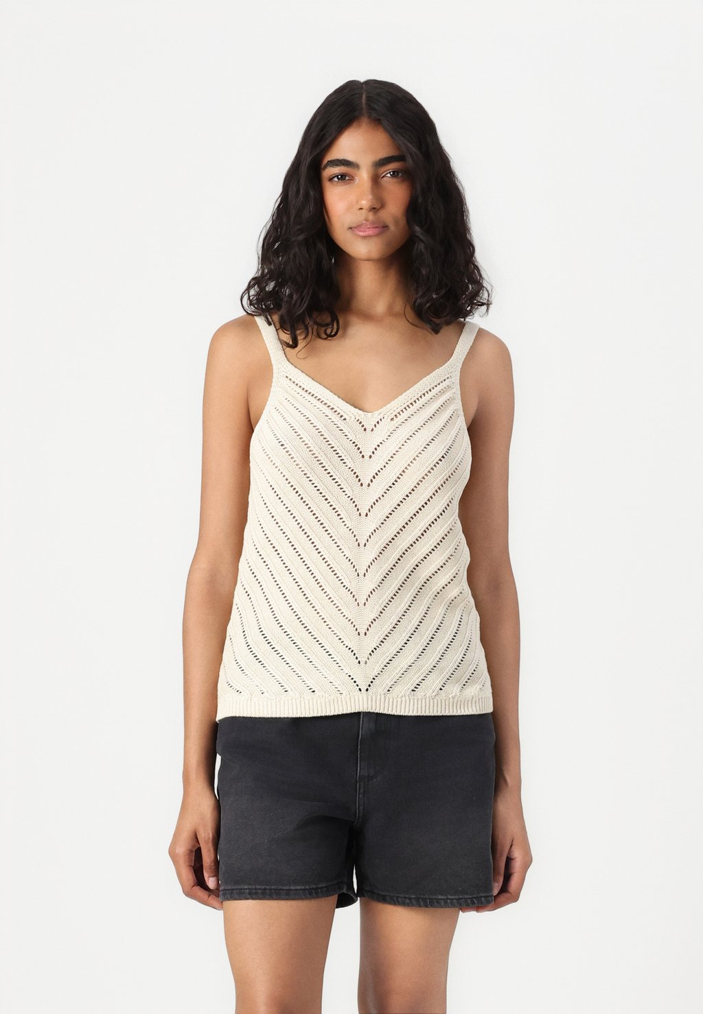 

Топ VMPERU V NECK Vero Moda, кремовый