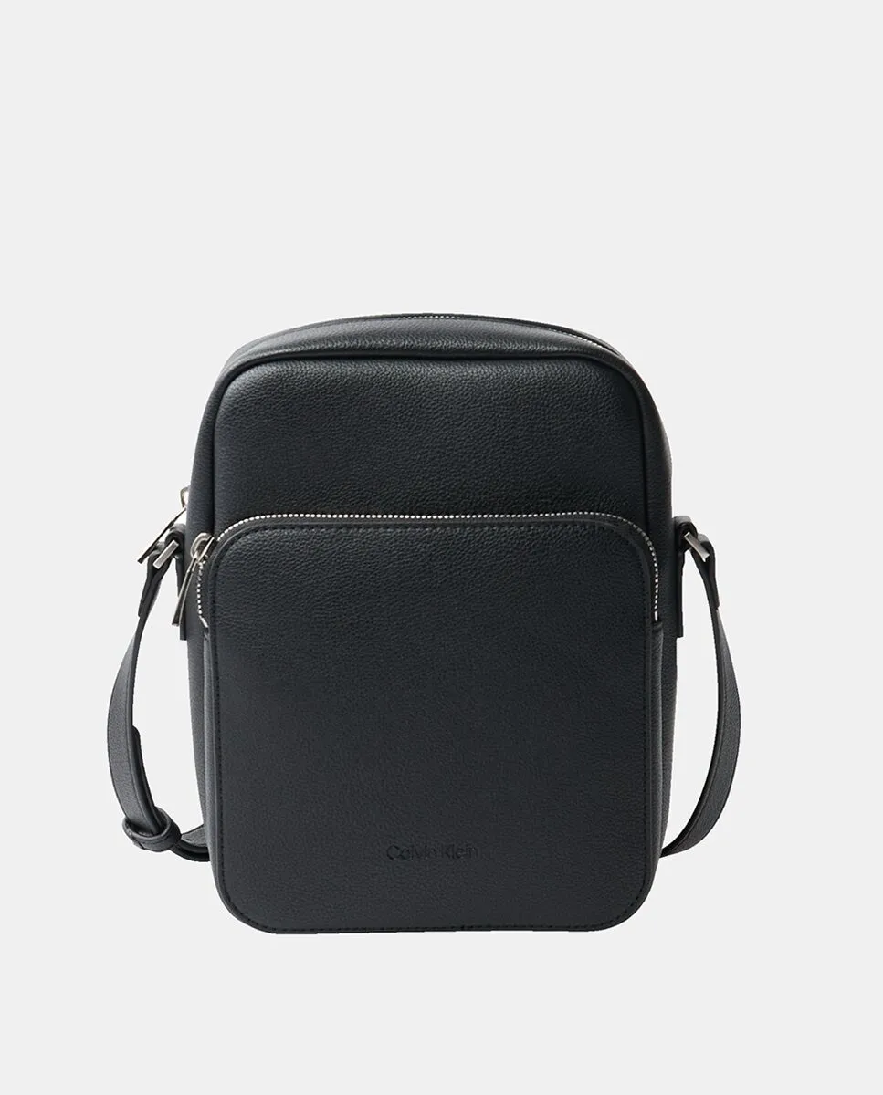 

Мужская сумка через плечо в стиле карго Calvin Klein, черный