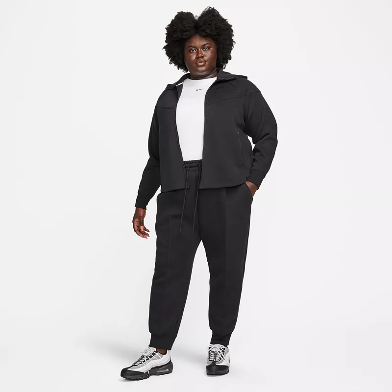 Женские джоггеры из технического флиса Nike Sportswear со средней посадкой (большие размеры), черный — фото 2