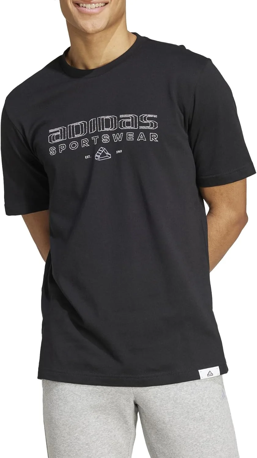 Футболка adidas Tech Linear Graphic Tee — фото 4