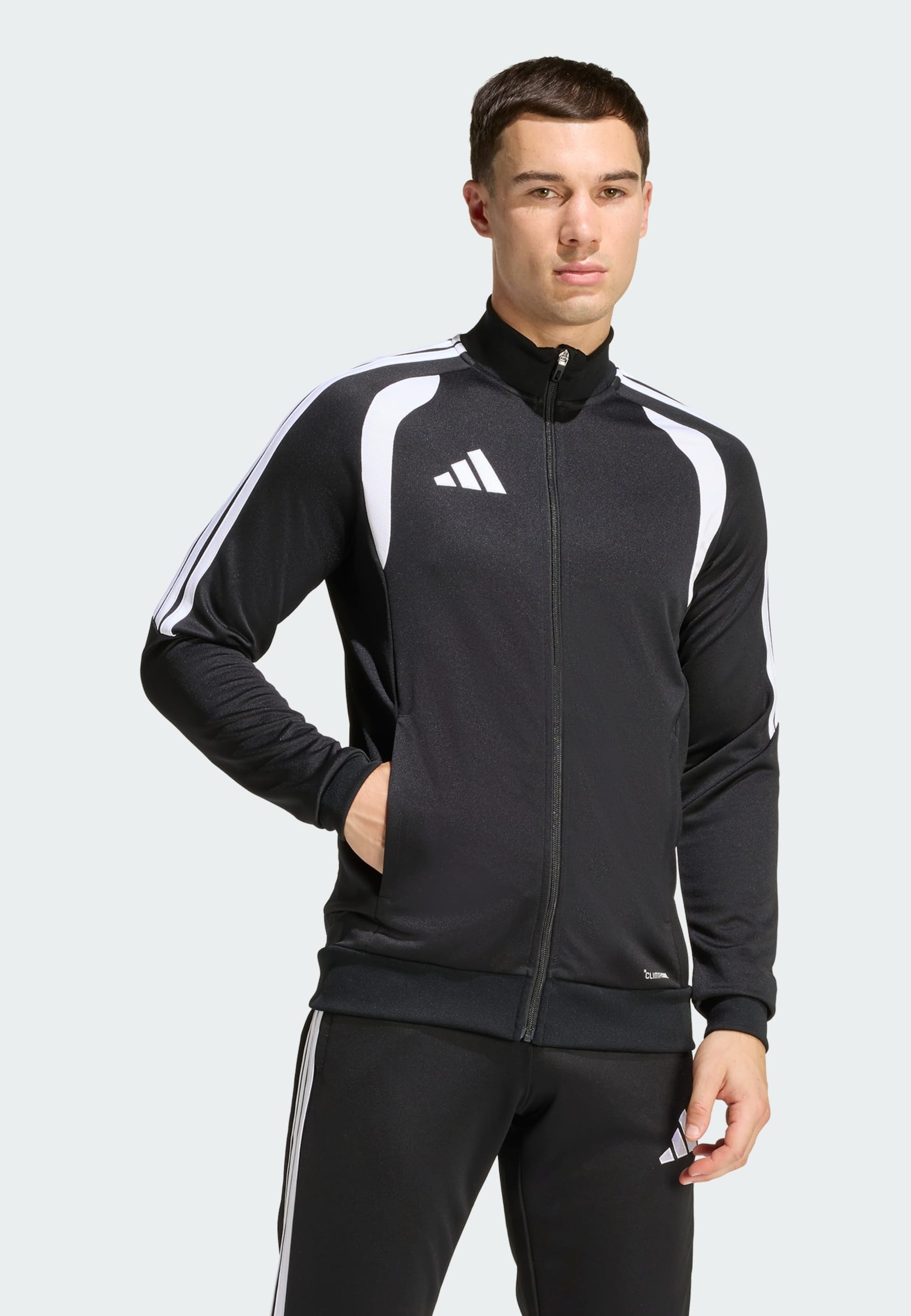 Adidas Performance Тренировочная курка 'Tiro 26 League' в черном цвете — фото 2