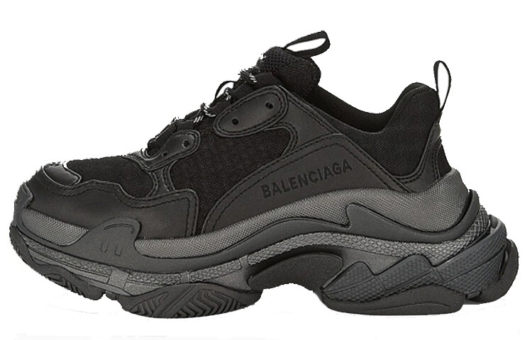 

Женская обувь Balenciaga Triple S Lifestyle
