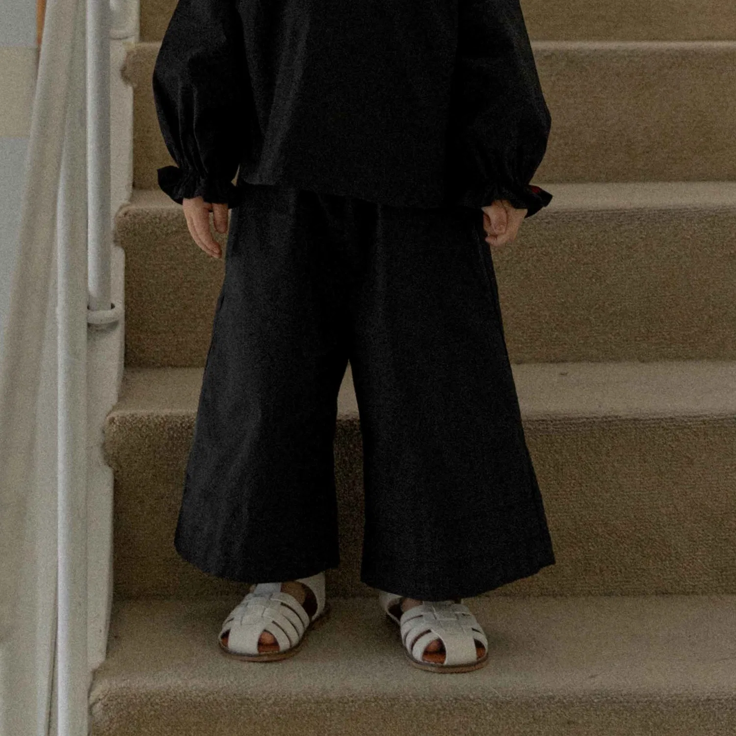 Детские хлопковые брюки Lovely Black от Oveogu