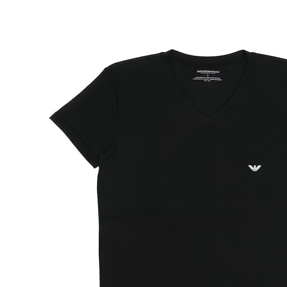 

Футболка мужская черная EMPORIO ARMANI