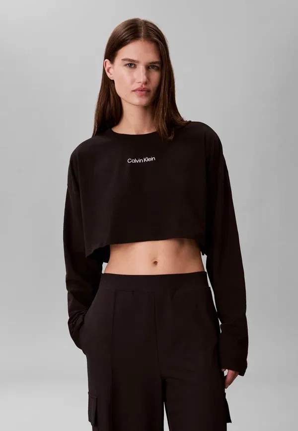 Футболка Calvin Klein Commuter relaxed tee long sleeved top, черный