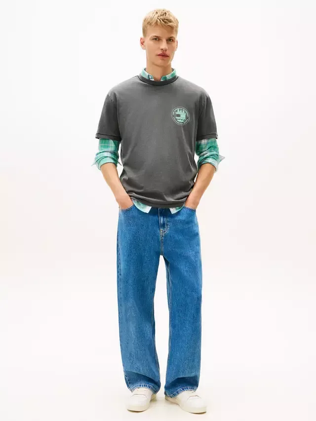 Футболка Tommy Jeans Back Slogan Textured Relaxed, черная Tommy Hilfiger — фото 3