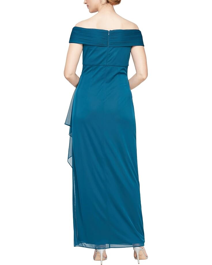 

Платье Alex Evenings Long Off-the-Shoulder Mesh Dress with Embellished Neckline, цвет Peacock