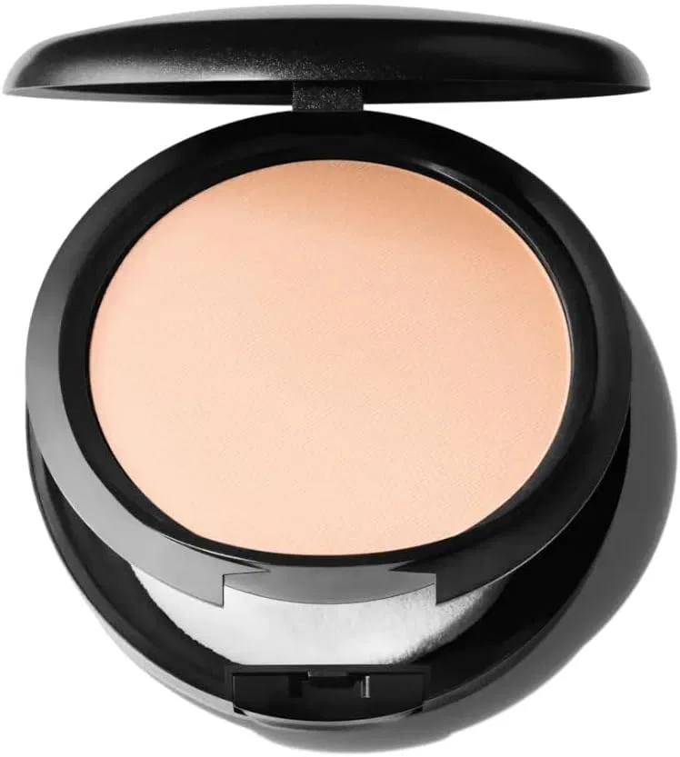 Пудра компактная M·A·C Studio Fix Powder Plus Foundation NW10