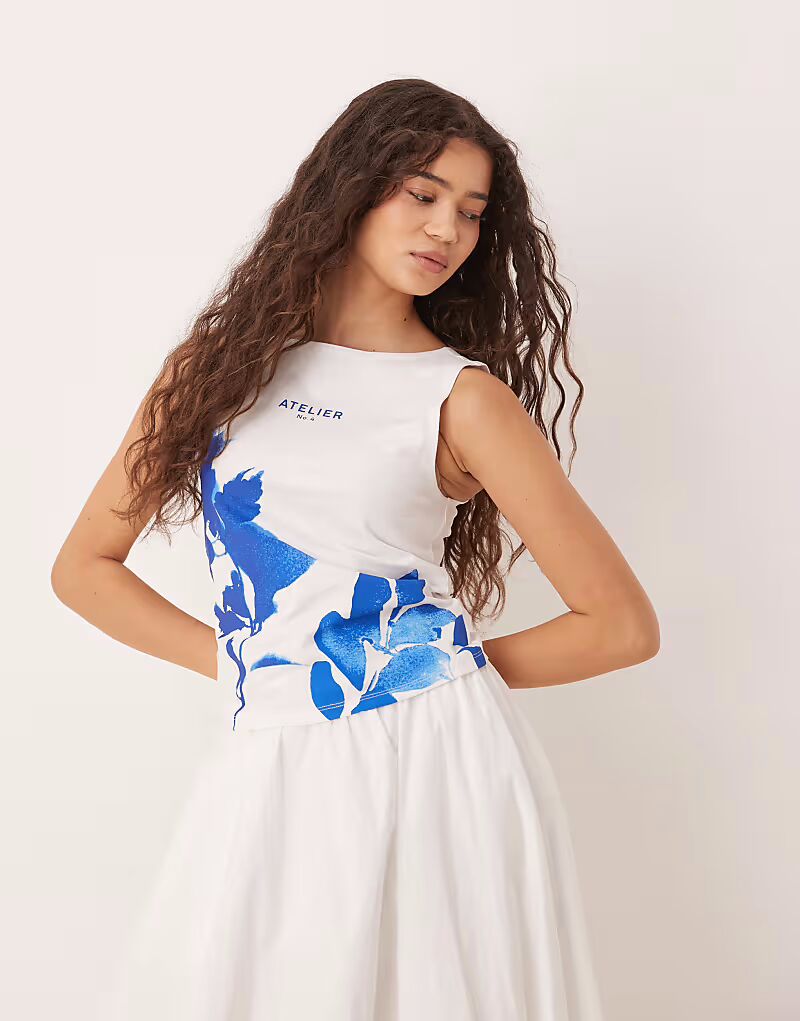 

Майка ASOS DESIGN с вырезом-лодочкой и фотографическим цветочным принтом белого цвета