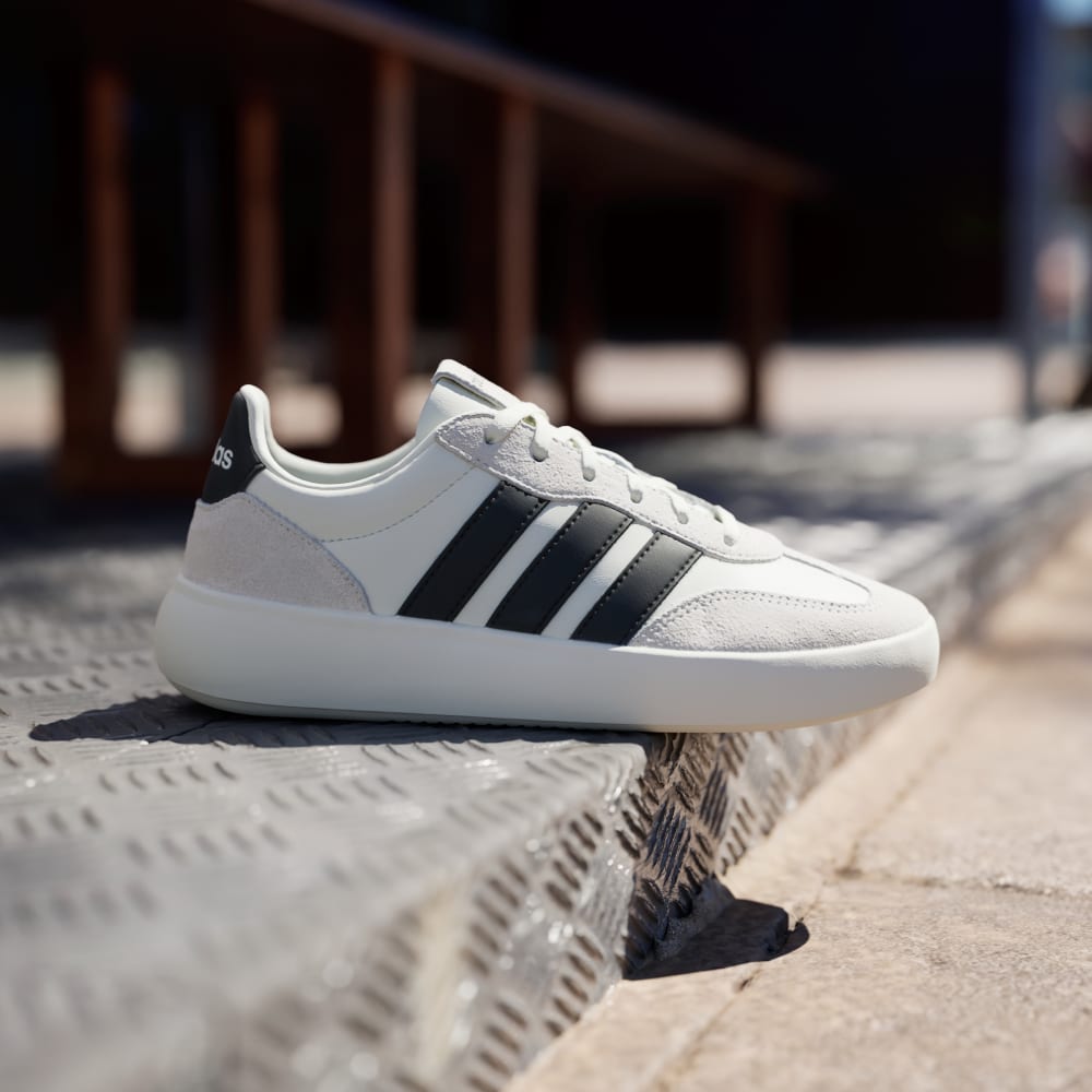 Кроссовки Adidas Barreda Decode Shoes, цвет Off White/Core Black/Off White — фото 2