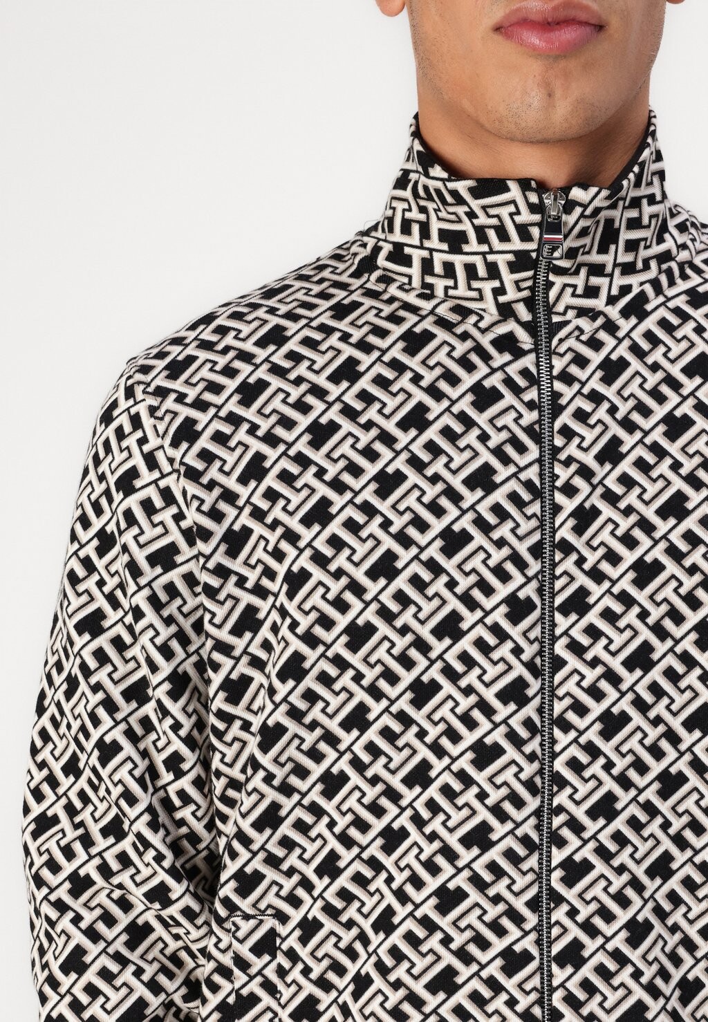

Толстовка на молнии MONOGRAM ZIP THROUGH STAND UNISEX Tommy Hilfiger, черный