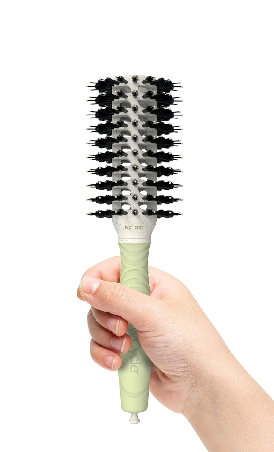 кисть для волос Olivia Garden NewCycle Professional из 100% переработанных материалов, быстро укладывает все типы волос и создает стойкие прически Круглая сглаживающая — фото 2