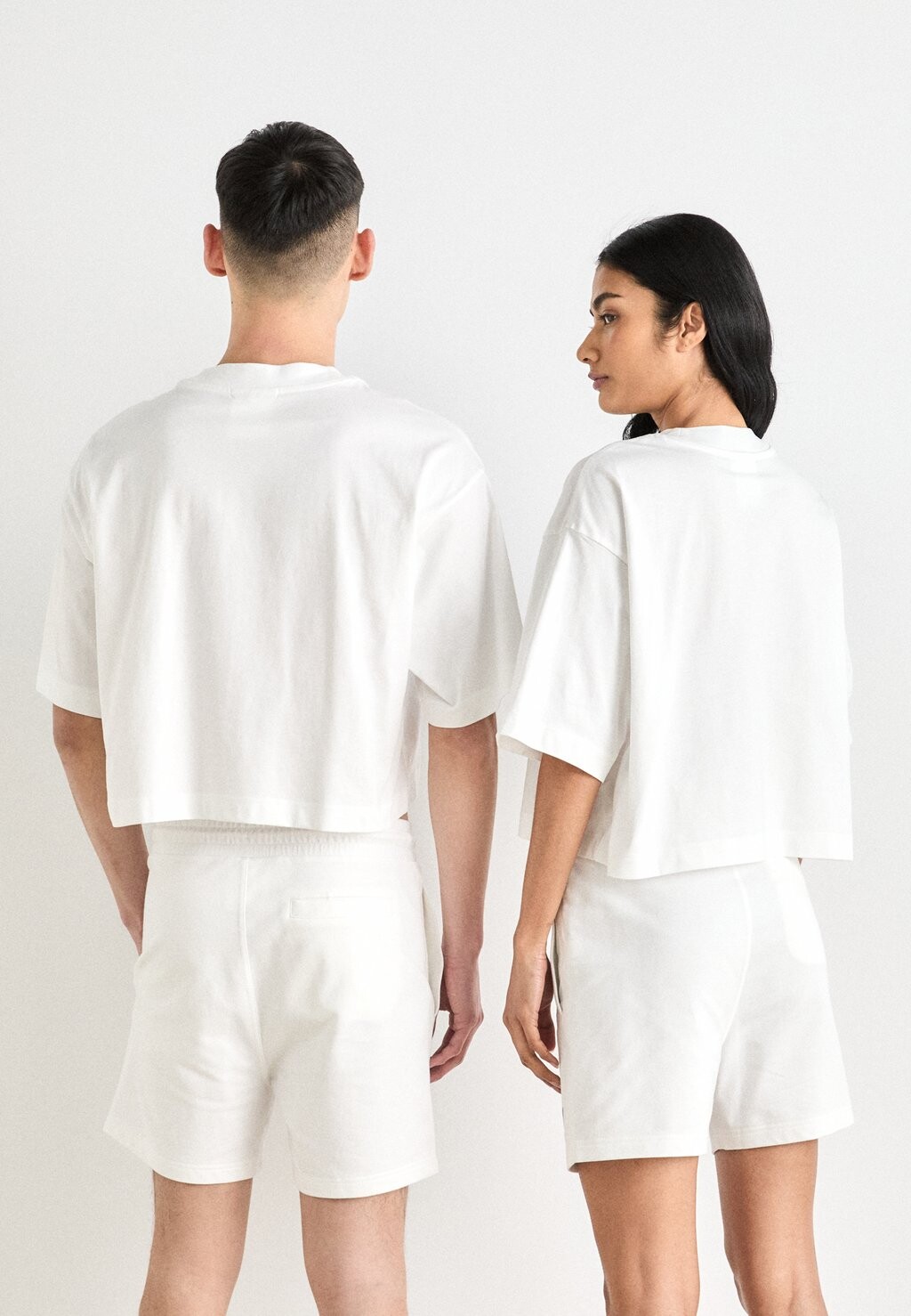 

Футболка с набивным рисунком Graphic Boxy Tee Unisex Calvin Klein, ярко-белая