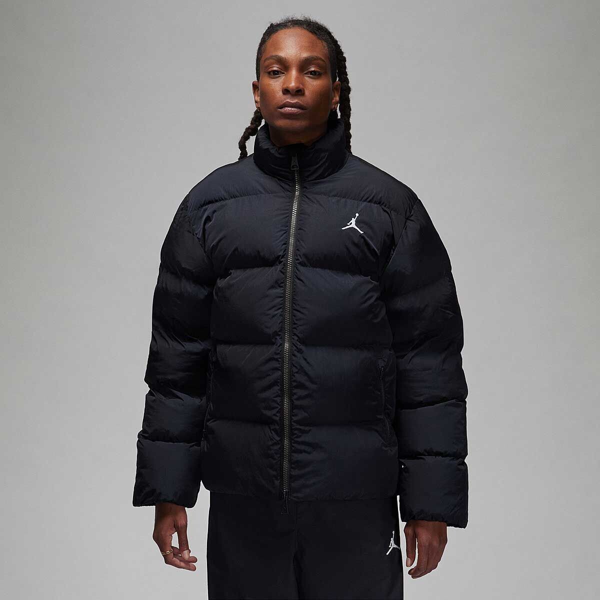 

Куртка ESSENTIALS POLY PUFFER JACKET Jordan, цвет Grün/Weiß