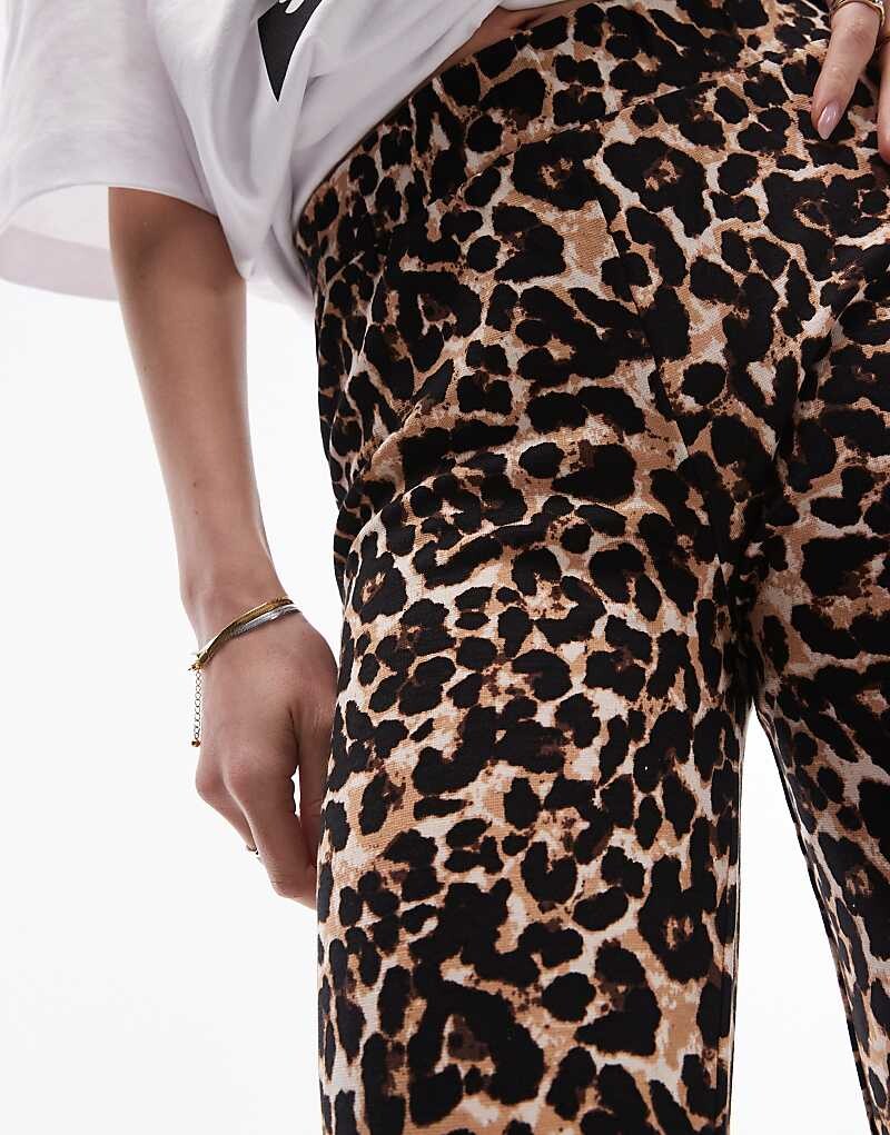 

Topshop – Коричневые леггинсы с леопардовым принтом
