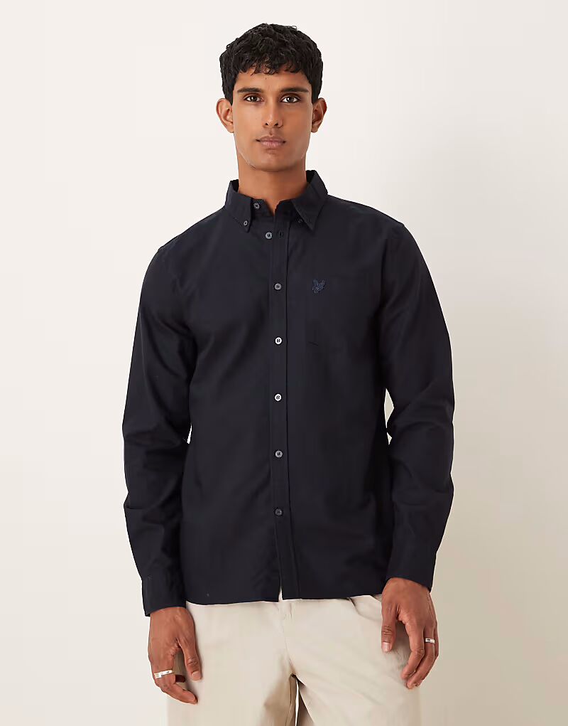 

Однотонная рубашка Оксфорд с орлом в тон темно-синего цвета Lyle & Scott