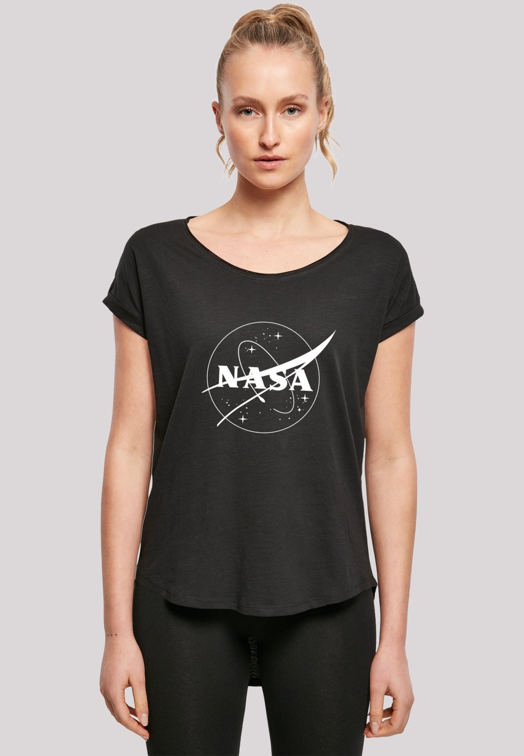 

Футболка с принтом NASA CLASSIC INSIGNIA LOGO MONOCHROME' F4NT4STIC, черный