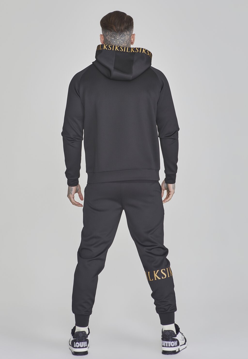 

Толстовка Dynamic SIKSILK, черный