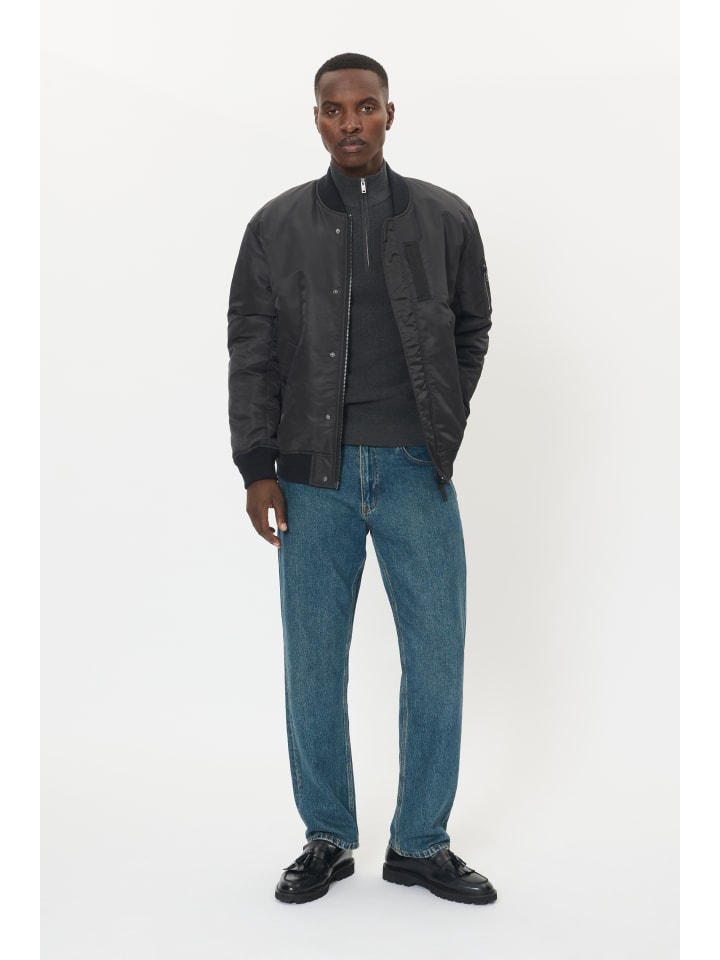 

Куртка MAbatley, прямого кроя, черного цвета Matinique