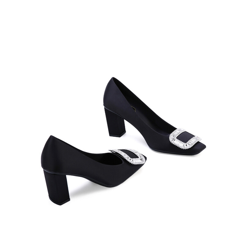 

Туфли женские на высоком каблуке Lukecsion, цвет Black (7cm)